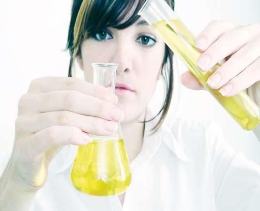 UCELENÉ ŘEŠENÍ PRO LABORATORNÍ KOMPLEMENT Zvýšení efektivity laboratorního provozu Integrace všech laboratorních odborností v jednom systému Kompletní podpora všech laboratorních procesů Splnění