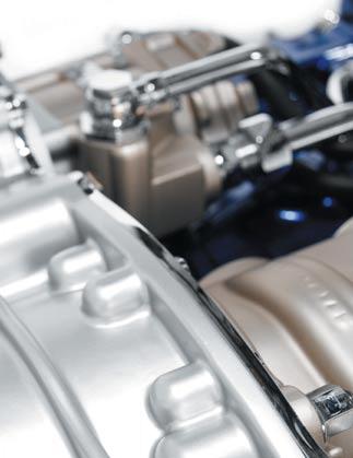 1 000 NM Z POMOCNÉHO POHONU Aj Volvo D9B aj D13A majú svoj rozvodový mechanizmus vzadu, čo znamená podstatne vyšší krútiaci moment pre pomocný pohon.