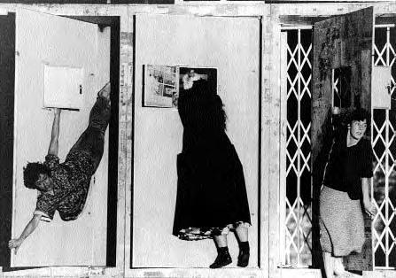 Gil Vicente: Návštívení Divadlo A Escola da Noite, Coimbra, 1995; r: António Augusto Barros, José Vaz Simão; spolupráce: Ana Rosa Assunção (kostýmy, rekvizity), Nuno Patinho (světelný design).