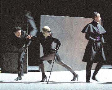 července 2006; r: Susanne Thomas; spolupráce: Kristin McGuire (tanečnice), Kevin Davis (fotograf).