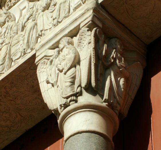 Trophima, portál, průběžný vlys, průvod vyvolených, konec 12.