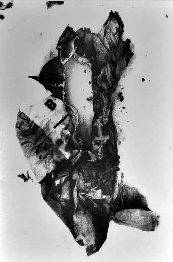 460. Alois Nožička (1934) Ty grafitti digitální fotografie, 2003, 27,2 x 20,4 cm, sign. vzadu Nožička 2003, autorský tisk, studium SUPŠ v Brně, FAMU v Praze 2 ( 93) 461.