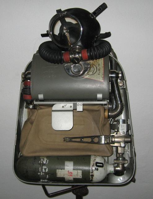 pracovní dýchací přístroje. Byla zajištěna výroba vylepšených laboratorních přístrojů pro stanovení CO Schlepfer- Hoffman pro laboratoře OKR. Personální obsazení: 1960 Z. Havránek, M.