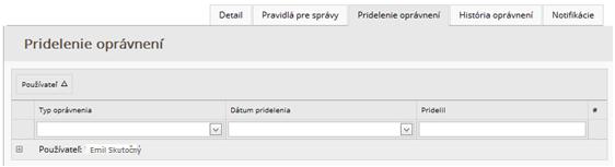 Vymazať správy - oprávnenie umožňuje používateľovi vymazať všetky správy z priečinka, ktoré boli do tohto priečinka doručené alebo presunuté.