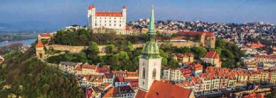 Příjezd do Vídně v dopoledních hodinách. Navštívíte CÍSAŘSKÝ ZÁMEK Schönbrunn, který je pro své krásné zahrady i bohatou výzdobu interiérů právem nazýván RAKOUSKÉ VERSAILLES.
