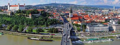 BRATISLAVA, BUDAPEŠŤ, VÍDEŇ A RELAX V TERMÁLECH 5 dní Budapešť MAGICKÉ MAĎARSKO Hortobágy 7 dní Jezerní jeskyně Gödöllö zámek Sissi Připravili jsme pro Vás poznání nejatraktivnějších míst uherského