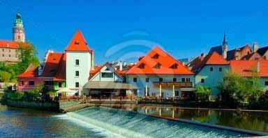 Iniciativa založení Evropského regionu Dunaj-Vltava Náš společný Evropský region má být stejně tak silný jako oba evropské toky Dunaj a Vltava. Mgr.