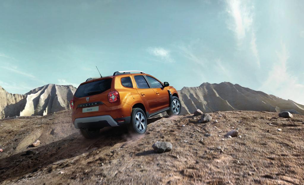 4 4 MONITOR UKAZOVATEĽ UHLA NAKLONENIA VOZIDLA PRI JAZDE V TERÉNE Pred novým vozidlom Dacia Duster sa otvárajú všetky