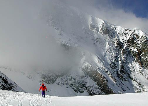 den parádní 2 denní túra v Chamonix s výhledem na Mont Blanc Argentière (1 250 m) Aiguille des Grandes Montets (3 295 m) Refuge d Argentière (2 771 m) Col du Tour Noir (3 534 m) - Refuge d Argentière