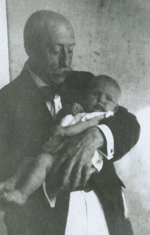 Maurice Pellé et sa fille,