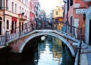 21 BENÁTKY s koupáním v Jadranu MONAVÍKEND ITÁLIE HOTEL & POLOPENZE Vydejte se na víkend do nejromantičtějšího města na světě, do italských Benátek.