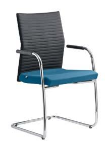 Správná ergonomie a vysoký komfort sezení je založen na výborném synchronním mechanismu, ideálně tvarovaném opěradle a sedáku i řadě ergonomických nastavení a prvků.