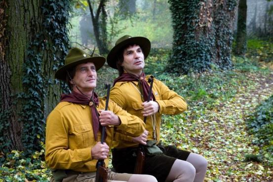 4.1. Zábava nové pořady Z nových pořadů v kategorii zábavy byly úspěšné zejména: Velký zájem médií i odborné veřejnosti vzbudil skečový cyklus