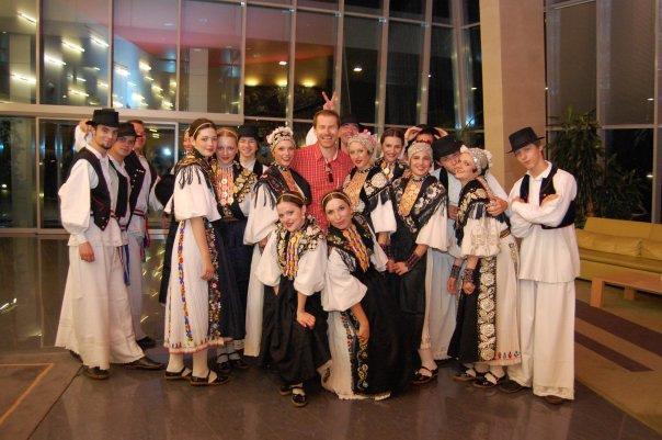 HKUD "ŽELJEZNIČAR" OSIJEK Kontakt: HKUD "Željezničar" Osijek Stjepana Radiča 15, Osijek, Hrvatska Karmen Knežević, prof.,vedúca medzinárodných vzťahov,osijek, tel.