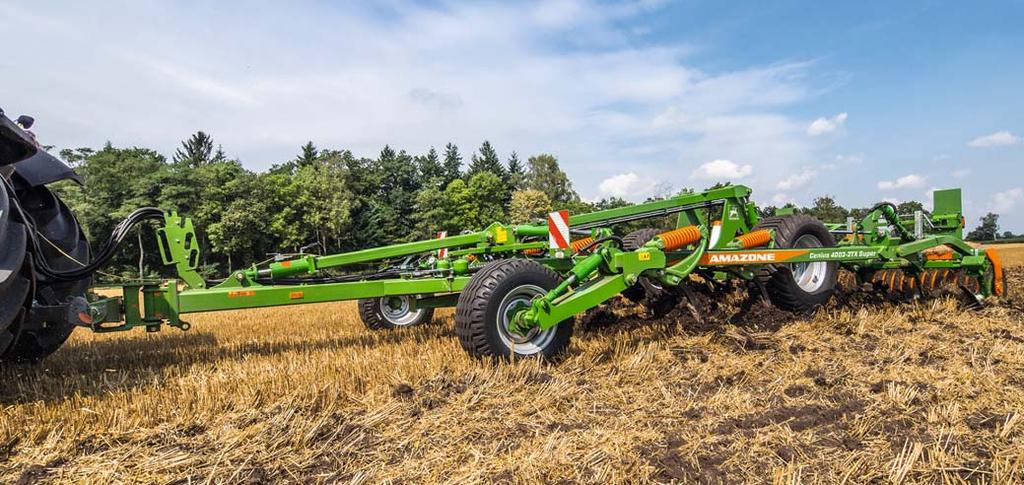500 kg Redukce prokluzu Vyšší plošný výkon Snížení spotřeby paliva Připojení Přírubové připojení umožňuje maximální flexibilitu při výběru typu připojení.
