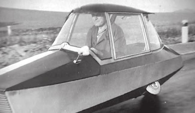 Dálník Tovární pilot a konstruktér firmy Aero Jan Anderle (1900 1982) je autorem neobvyklého vozidla nazvaného Dálník (toto pojmenování se později ujalo pro všechna jednostopá vozidla s pomocnými