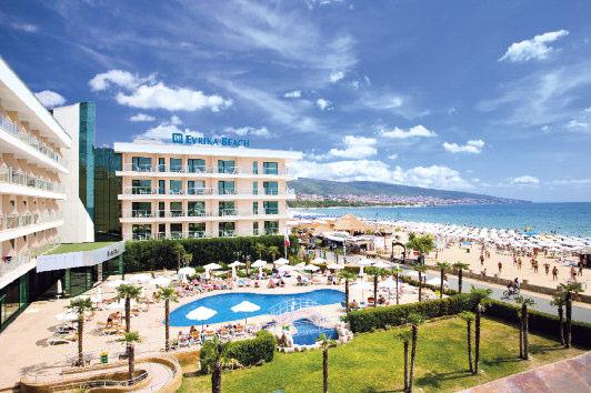 Slnečné pobrežie HOTEL DIT EVrIKa BEach LUXUS TOP PONUkA ALL INCLUSIVE AqUAPARk NA PLÁŽI izby 2+2 Poloha: Moderný rodinný hotel je situovaný priamo pri nádhernej pieskovej pláži a v jeho okolí sa