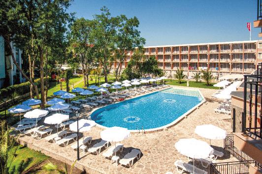 Slnečné pobrežie HOTEL riva TOP PONUkA izby 2+2 Od PLÁŽE 200M ALL INCLUSIVE Poloha: Kompletne zrekonštruovaný hotel Riva sa nachádza blízko rušného