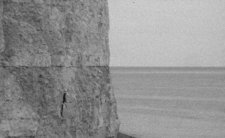 The staged portraits of ordinary Poles set to a tension-filled disharmonic operatic soundtrack at first seems like a series of unrelated images and thoughts, but they slowly come together to form a
