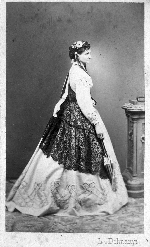história 6 1869. V trnavskom archíve sa zachoval jeho fragment sčítacie hárky z dnešnej Hlavnej ulice.