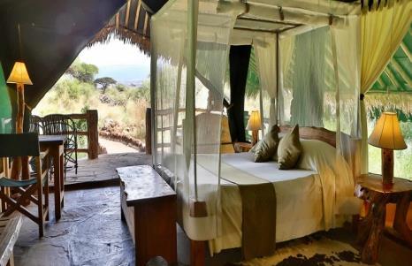 Kibo Safari Camp má k dispozici celkem 71 samostatných,
