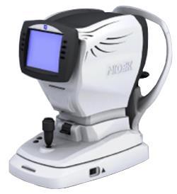 Obrázek 2: Autorefraktokeratotonopachymetr firmy Topcon TRJ-1P (vlastnictví FBMI ČVUT) [vlastní zpracování] Obrázek 3: Autorefraktokeratotonopachy metr firmy Topcon TRJ-1P (vlastnictví FBMI ČVUT)