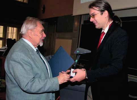 né funkce. Jeho úžasnou schopností je inspirovat lidi ve svém okolí a pomoci jim nalézt nejen krásu hydrologie, ale i tu pravou cestu jejich profesního rozvoje.
