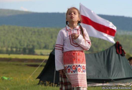 27 28 чэрвеня, у адну з самых кароткіх летніх начэй, актывісты Іркуцкага таварыства беларускай культуры імя Яна Чэрскага як заўсёды шырока адзначылі сваё самае маштабнае свята Купалле.