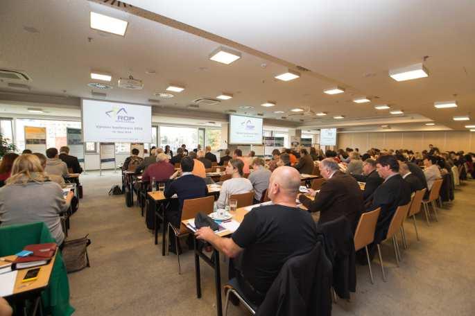 Výroční konference 2014 Dne 16. 10. 2014 proběhla v Clarion Congress Hotelu v Českých Budějovicích již sedmá Výroční konference, která nesla název Evropské regionální dotace a jejich budoucnost.