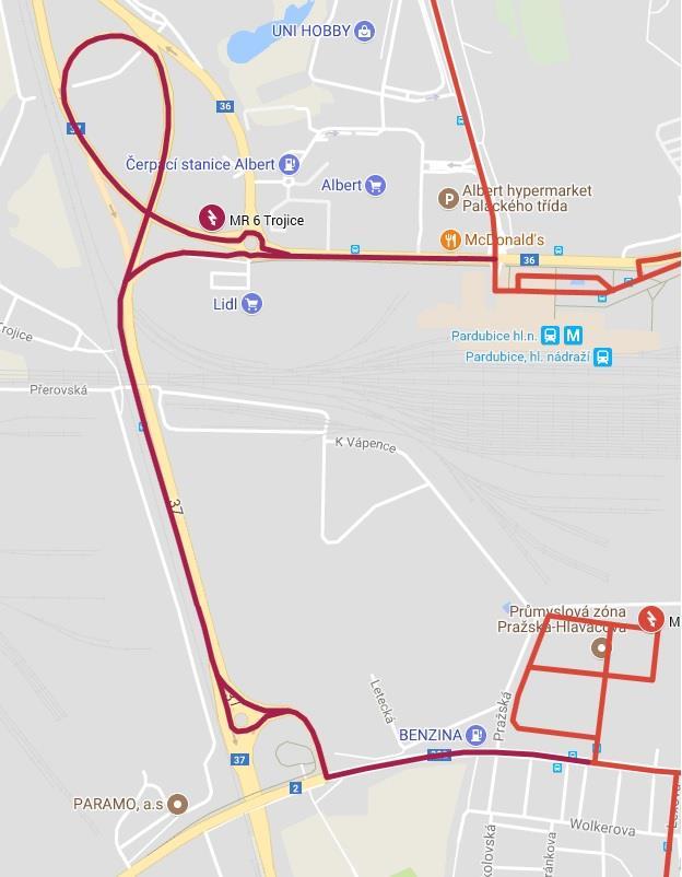 4.1.3 Dukelsko-nádražní propojovací trať Popis opatření Jde o trať začínající u vozovny DP vedoucí po ulici Teplého, Pražské, dále po silnici č.