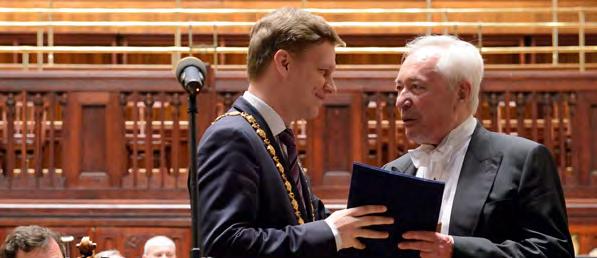 Od podzimu 2014 se velmi úspěšně rozvíjí spolupráce s Klubem mladých diváků, který do své převážně divadelní nabídky zařadil FOK jako jediný orchestr.
