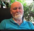 6 Přílohy Příloha 1 - Profily narátorů Petr Velechovský 344 Petr Velechovský se narodil v roce 1947 v Liberci, kde ţije dodnes. Jeho rodiče byli dělnického původu, matka katolicky zaměřená.