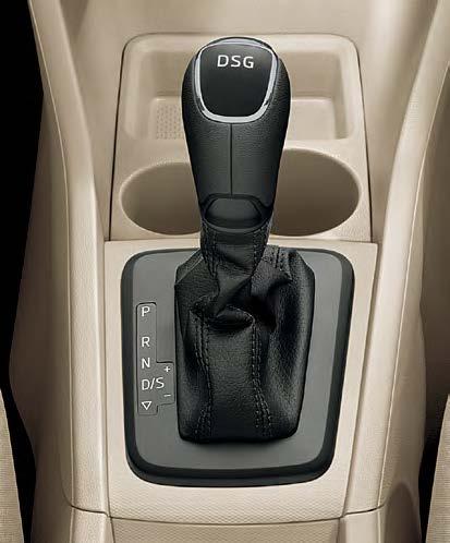 Výkon 37 ŠTART/STOP SYSTÉM Tento systém šetrí palivo tým, že automaticky vypne motor, keď je nečinný, napríklad počas čakania na