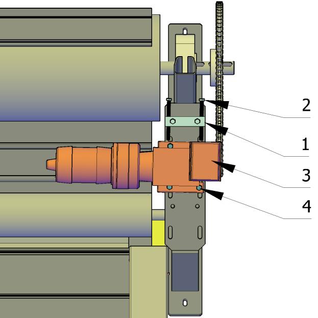 4.7 Řetěz - motor usadit v drážkách do nejvyšší pozice - nasadit řetěz na malé i velké kolo - zkrátit ho dle potřeby odebráním určitého počtu článků - spojit spojkou - mírně povolit matice na