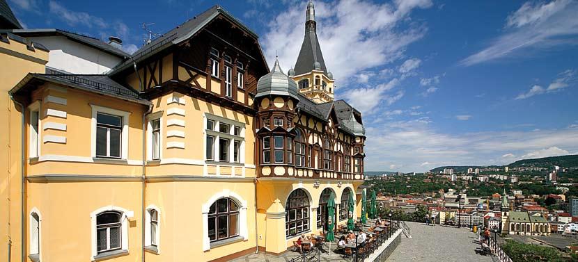 Město Ústí nad Labem leží v překrásné krajině labského údolí s Českým středohořím na severu České republiky.