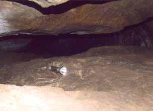 Photo 3: Crevice cave Skrýše (Caches).