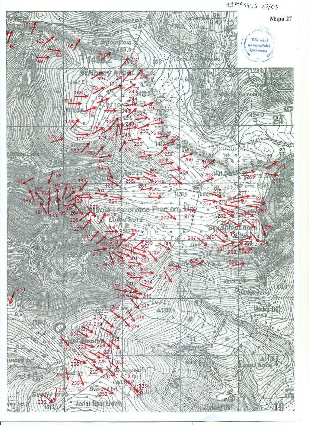 na studovanou lokalitu Čertovy louky popisuje Jeník (1961). Návětrným vodícím údolím je zde údolí Bílého Labe, které usměrňuje a urychluje západní proudění.
