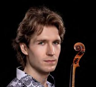 Conductor Wolfgang Amadeus Mozart Předehra k opeře Idomeneo Koncert pro klavír a orchestr č. 13 C dur KV 415 Richard Strauss Měšťák šlechticem, suita op.