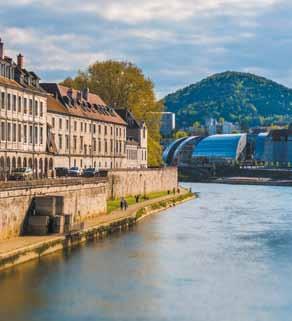 SAÔNE & FRANCHE-COMTÉ Nechte se okouzlit muzeem Musée de l Image in Épinal kolegiálním kostelem Notre Dame v Dole Citadelou v Besançonu Langres Souterrain de Balesmes Corre Fontenoyle-Château ÉPINAL