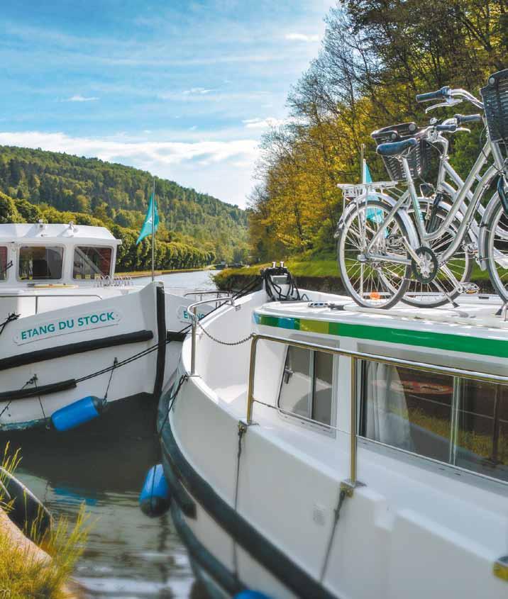www.locaboat.com Europa Pénichette Classique Pénichette Flying Bridge Pénichette terrasse každému svůj ideální hausbót! pro maximální komfort Všechny naše lodě mají potřebné vybavení pro vaše pohodlí.