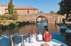 CANAL DU MIDI MIDI LAURAGAIS Přístav: NÉGRA CANAL DU MIDI CANAL LATÉRAL À LA GARONNE Nejenom pozoruhodná středověká místa s katharskými vesnicemi, zámky a kláštery podél kanálu Midi, již samotná