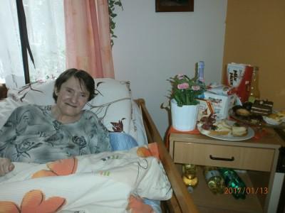 13 p. Maxová Dne 10.1. oslavila p. Maxová krásné 65 narozeniny.