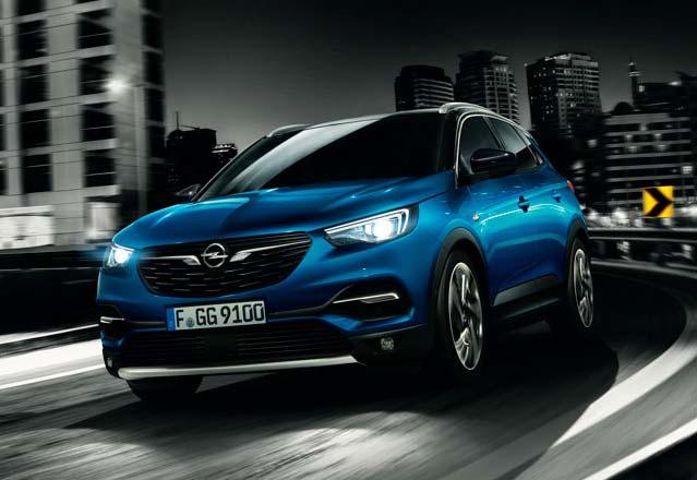 OPEL Grandland X Cenik velja za vozila modelskega leta 18.5 Cenik ne vključuje akcijskih popustov.