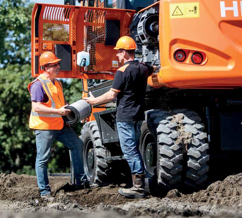 Global e-service Technická podpora Náhradní díly Hitachi Rozšířená záruka a servisní smlouvy Na každý nový stroj Hitachi Zaxis-6 se vztahuje plná záruka výrobce.