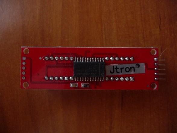 7: Jtron 8-Digital Display Module (SPI) Zde je popis základních funkcí pro tento displej: boolean max7219_init_display(spi_t *pointerspi); Základní inicializace displeje s řadičem
