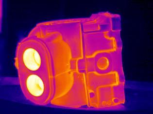 TRMOVIZNÍ MĚŘNÍ - 7 Další možnosti nabízí termovize ve slévárenství.
