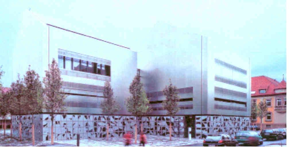 Administrativní budovy v Reutlingen (SRN) Austenitická ocel 1.4401, opláštění tl.