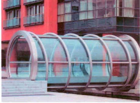 Helical Bridge, London Šroubovicová lávka, 1989, arch. J. O. Spreckelsen - L = 7m, spirála z trubek 140x6 z nerezové oceli 1.