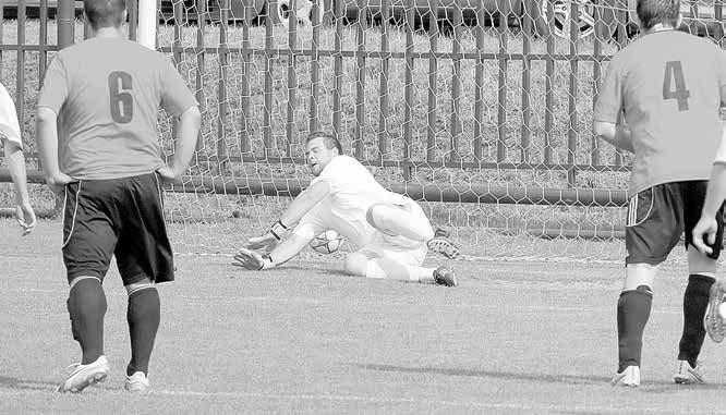 22 OKRESNÍ SOUTĚŽ - UH Derby prvních nemělo vítěze BILANCE OS A 22. kola 3 1 2 17:13 Diváci: 649 (celkem 11 100) celková 66 15 38 335:231 TABULKA 1. Topolná 15 3 2 72:31 48 2.