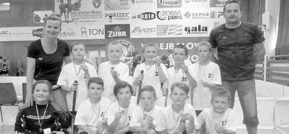SPORT 29 Medaile získal jen rodinný klan Vojtíků Stříbro a bronz. To je bilance borců Discgolf clubu Slovácko na mistrovství republiky v Moravském Krumlově.